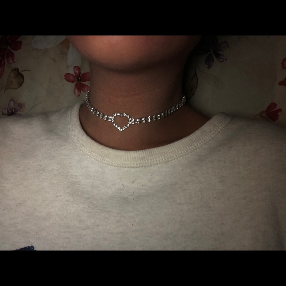 Rhinestone Heart Choker
